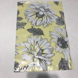 100 assorted designed poly mailer bags. Size 10x13 inches.